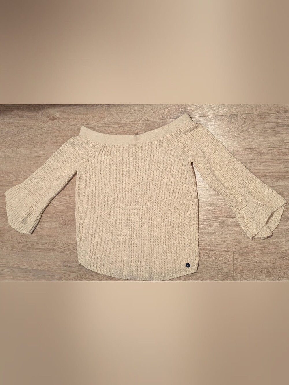 Abercrombie & Fitch Cream Off-the-Shoulder Bell Sleeve Sweater